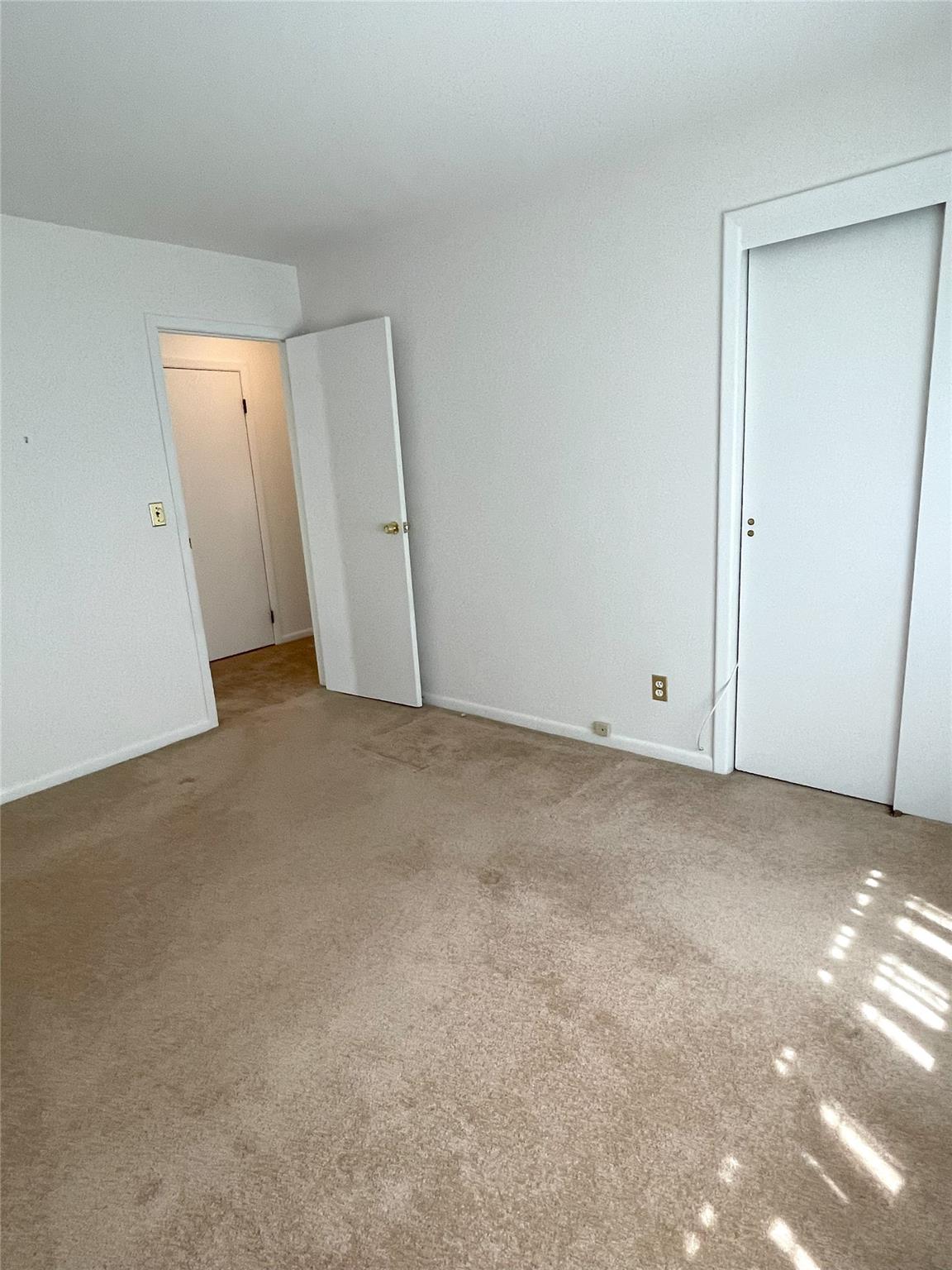 190 Albemarle Road, White Plains, New York image 22