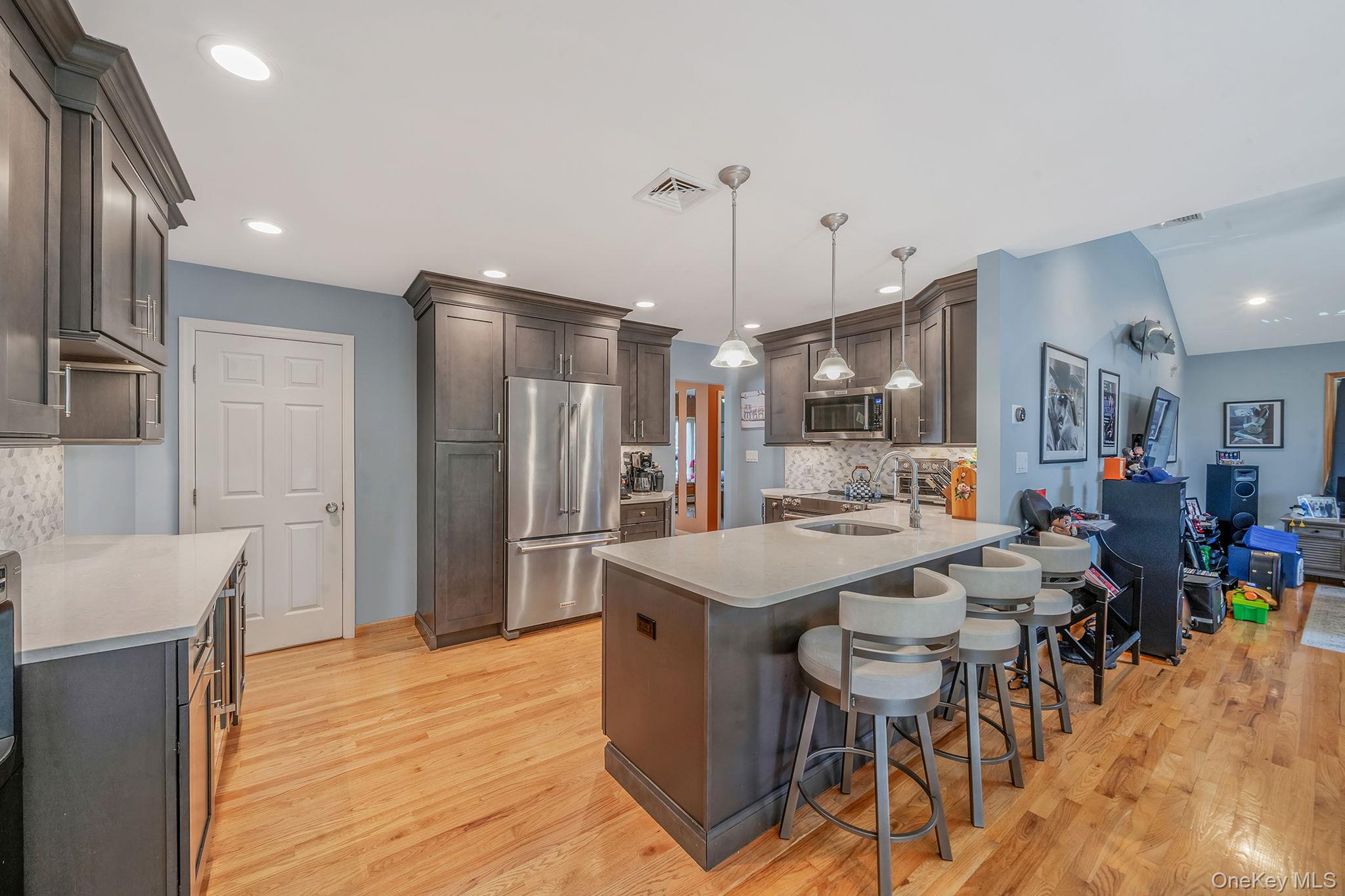 3476 Clifton Boulevard