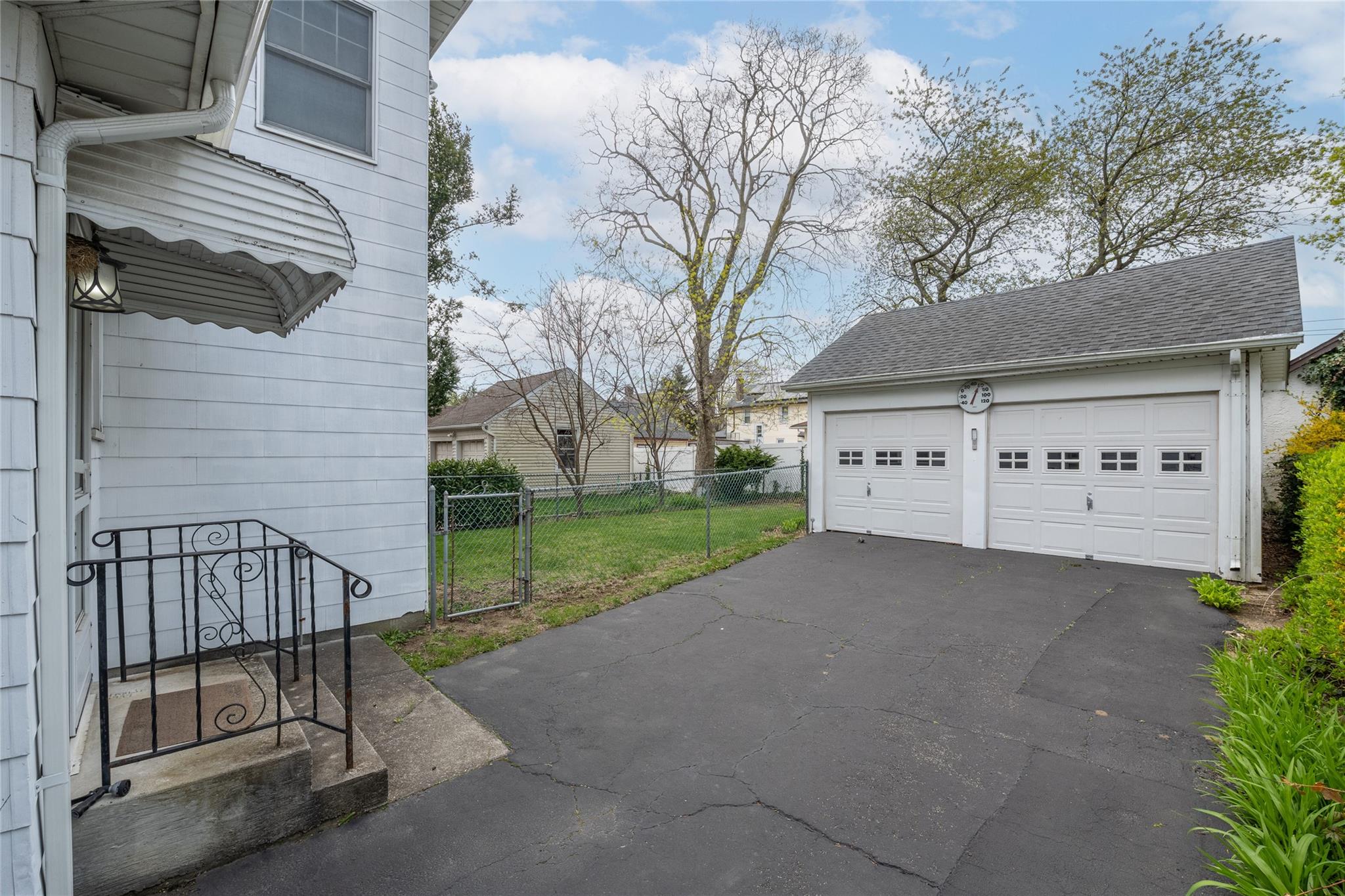 106 Sycamore Street, West Hempstead, New York image 18