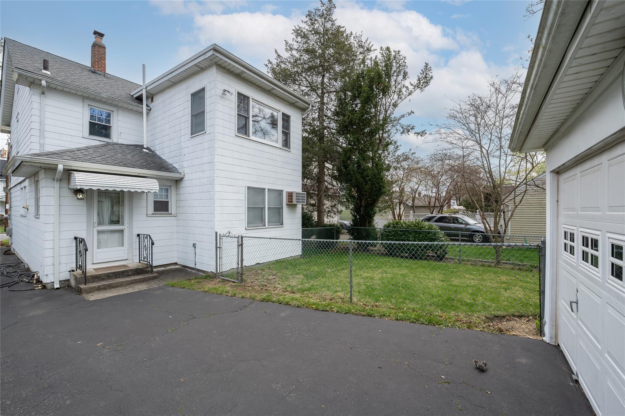 106 Sycamore Street, West Hempstead, New York image 19