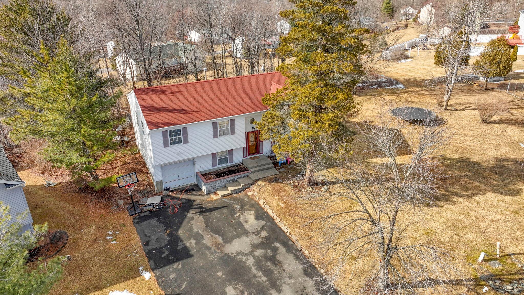 7 Tufts Lane