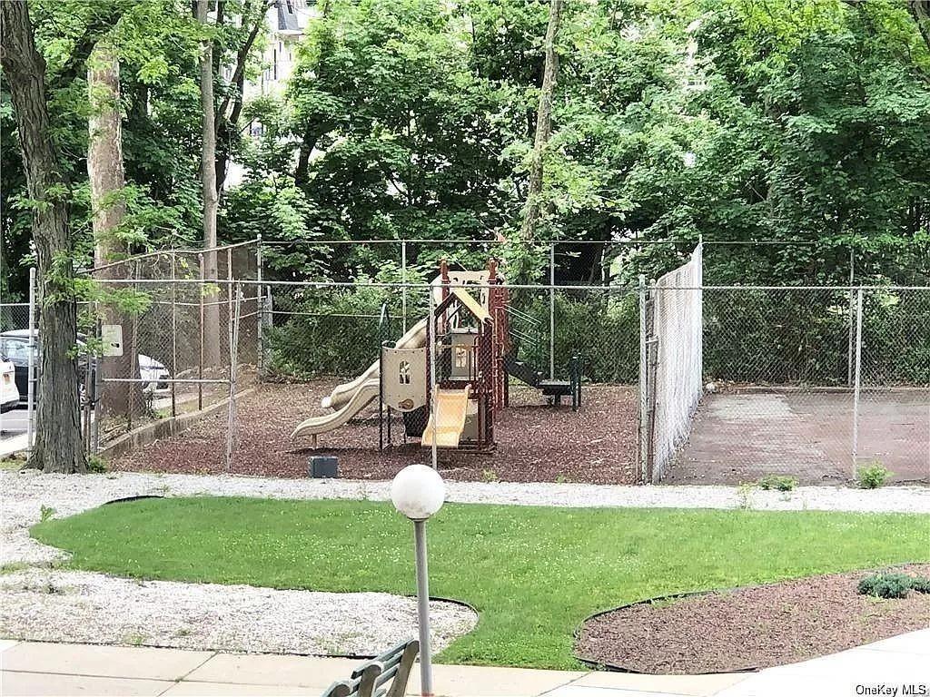 30 South Cole Avenue #3E, Spring Valley, New York image 21