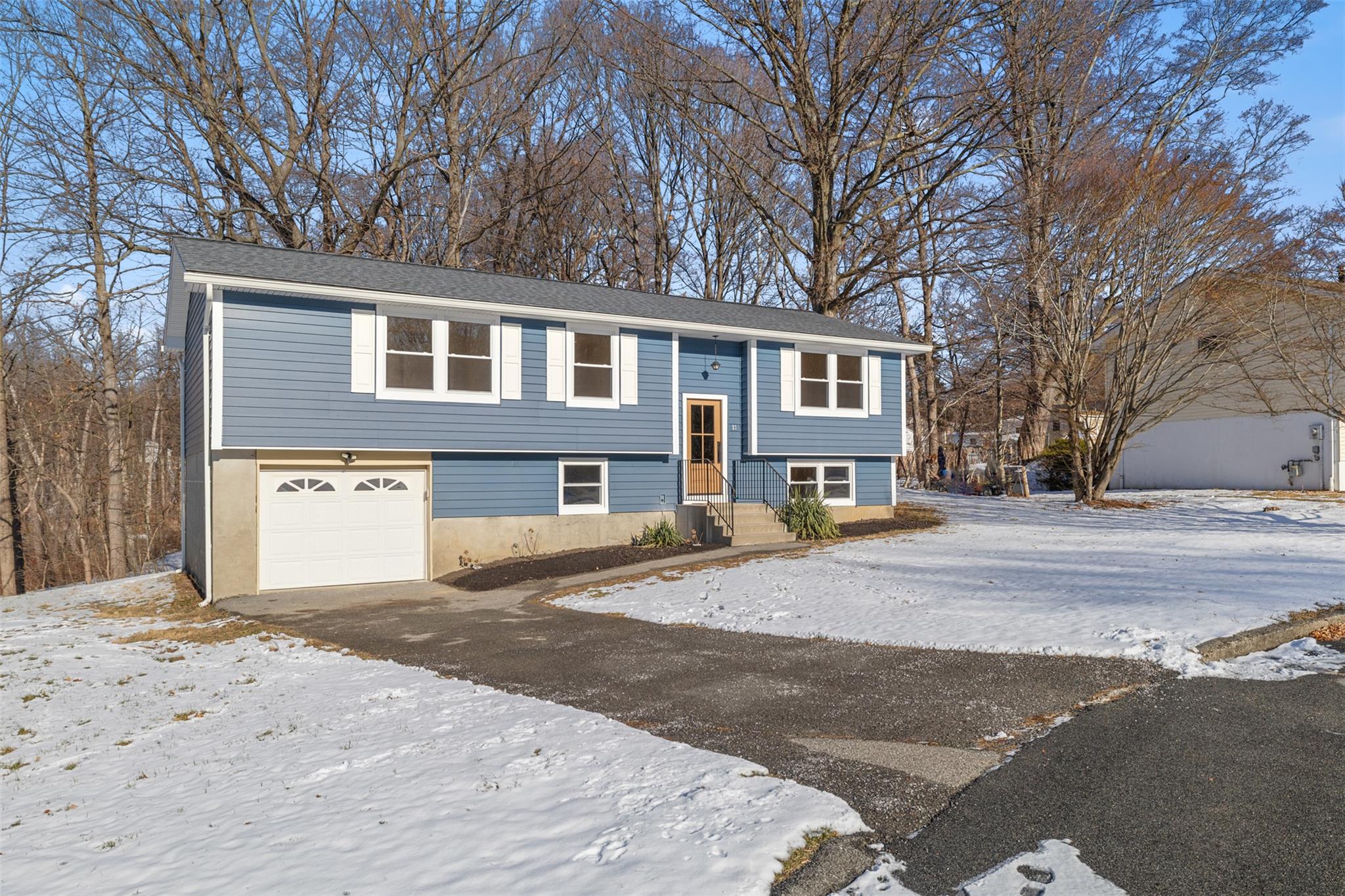 23 Kristy Drive, Beacon, New York image 4