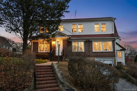 Homes For Sale - 85 Battle Avenue<br/> White Plains, NY 10606