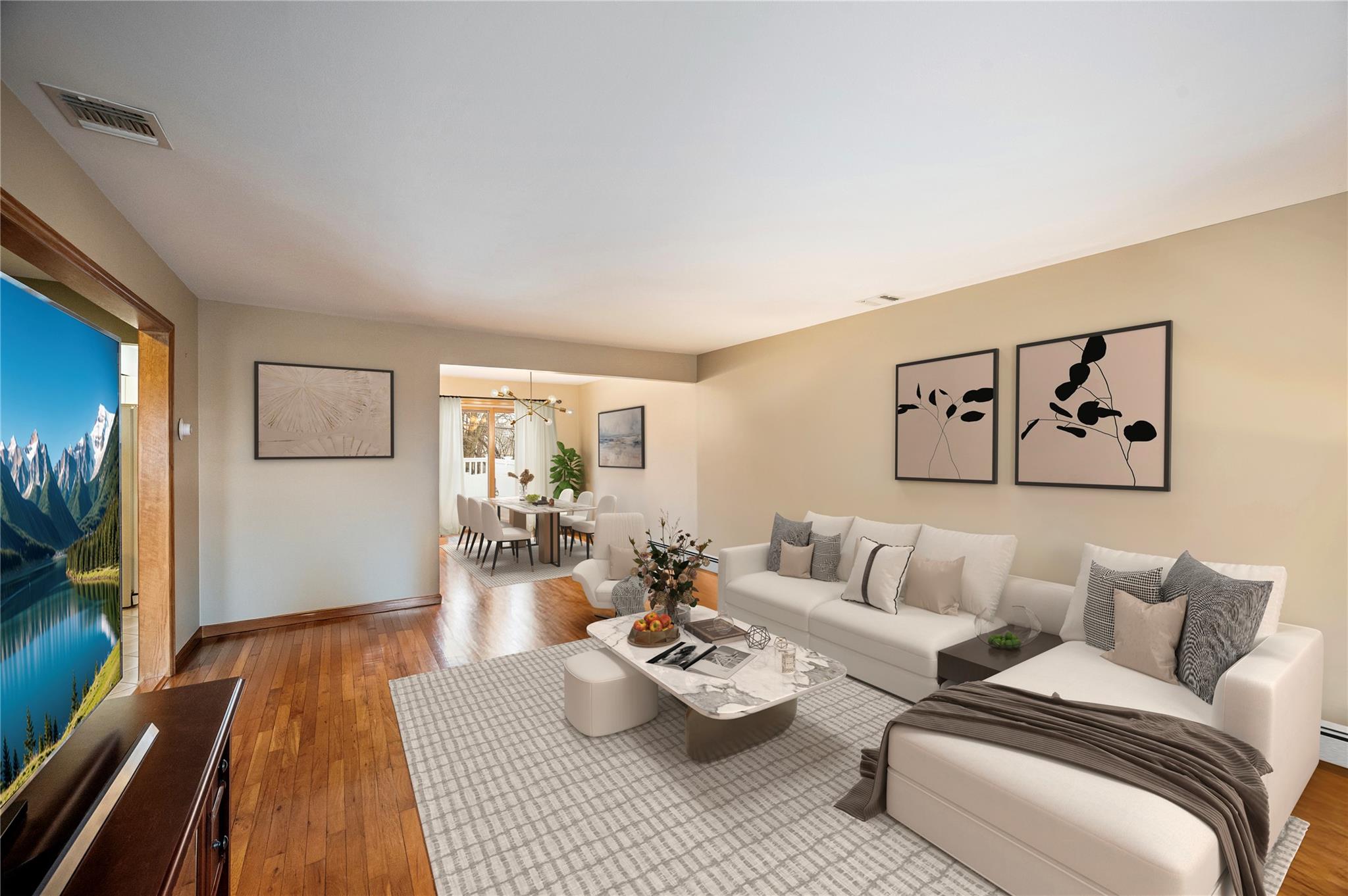 17 Chatham Court, Oyster Bay, New York image 4