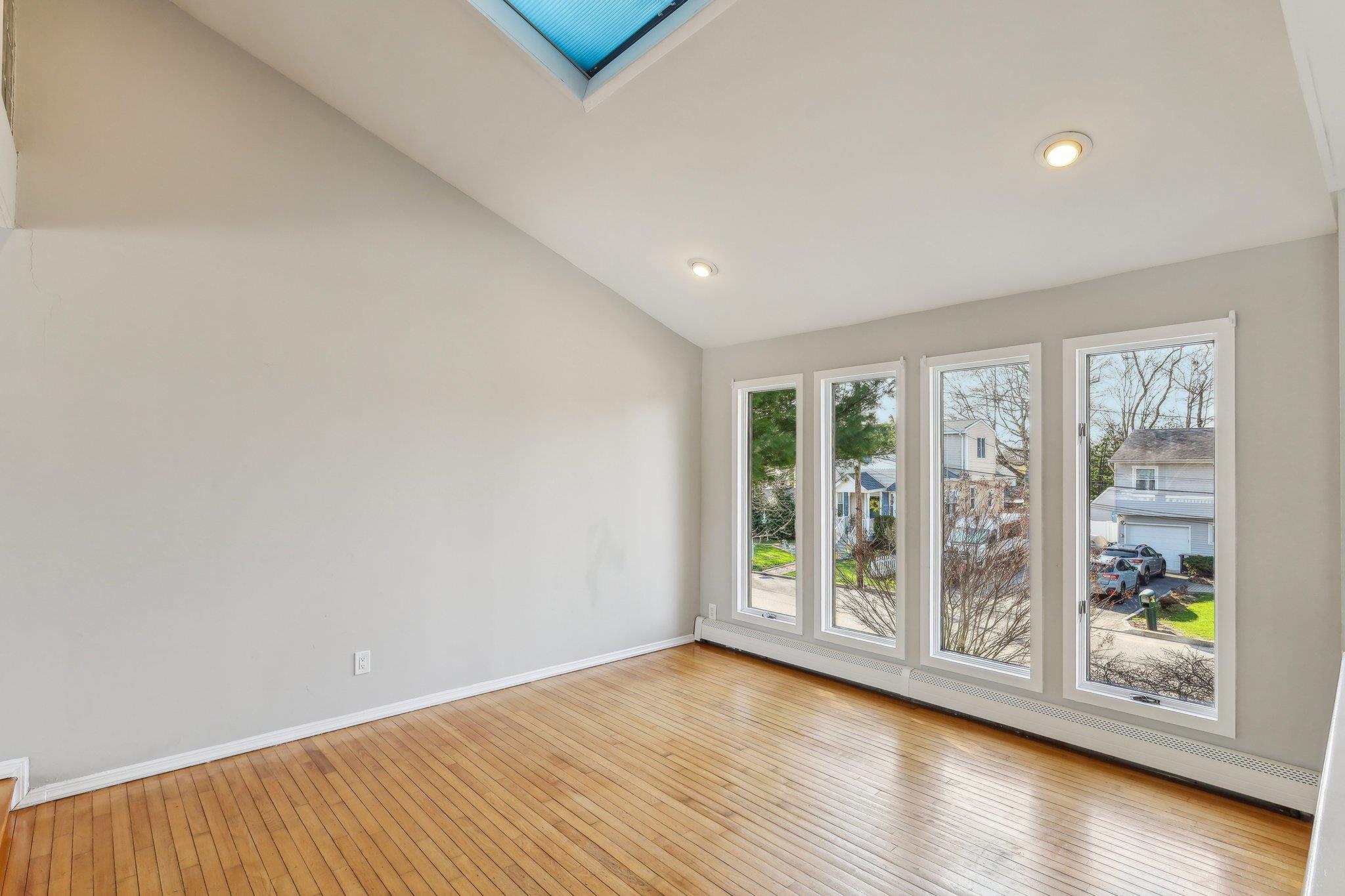 11 Dehan Street, Smithtown, New York image 8