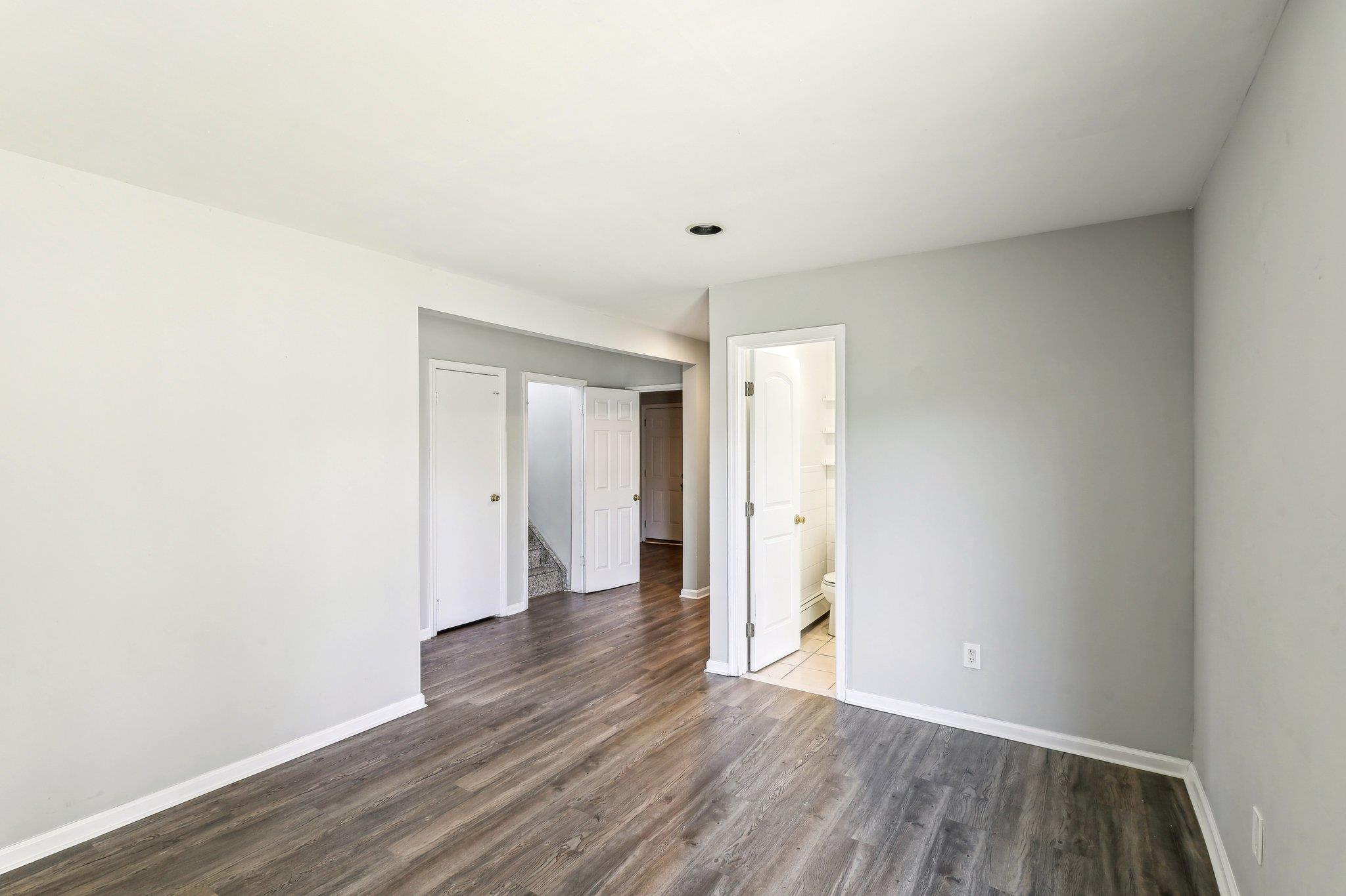 11 Dehan Street, Smithtown, New York image 25