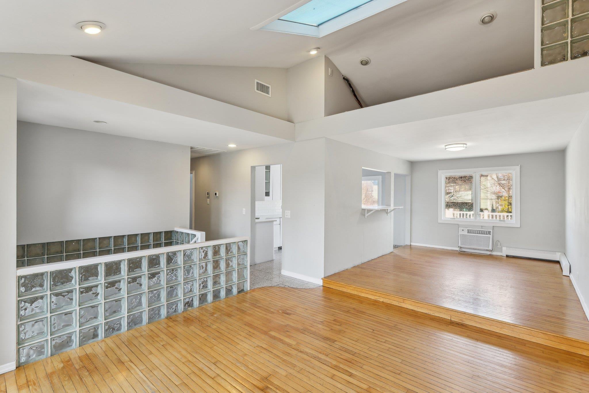 11 Dehan Street, Smithtown, New York image 7