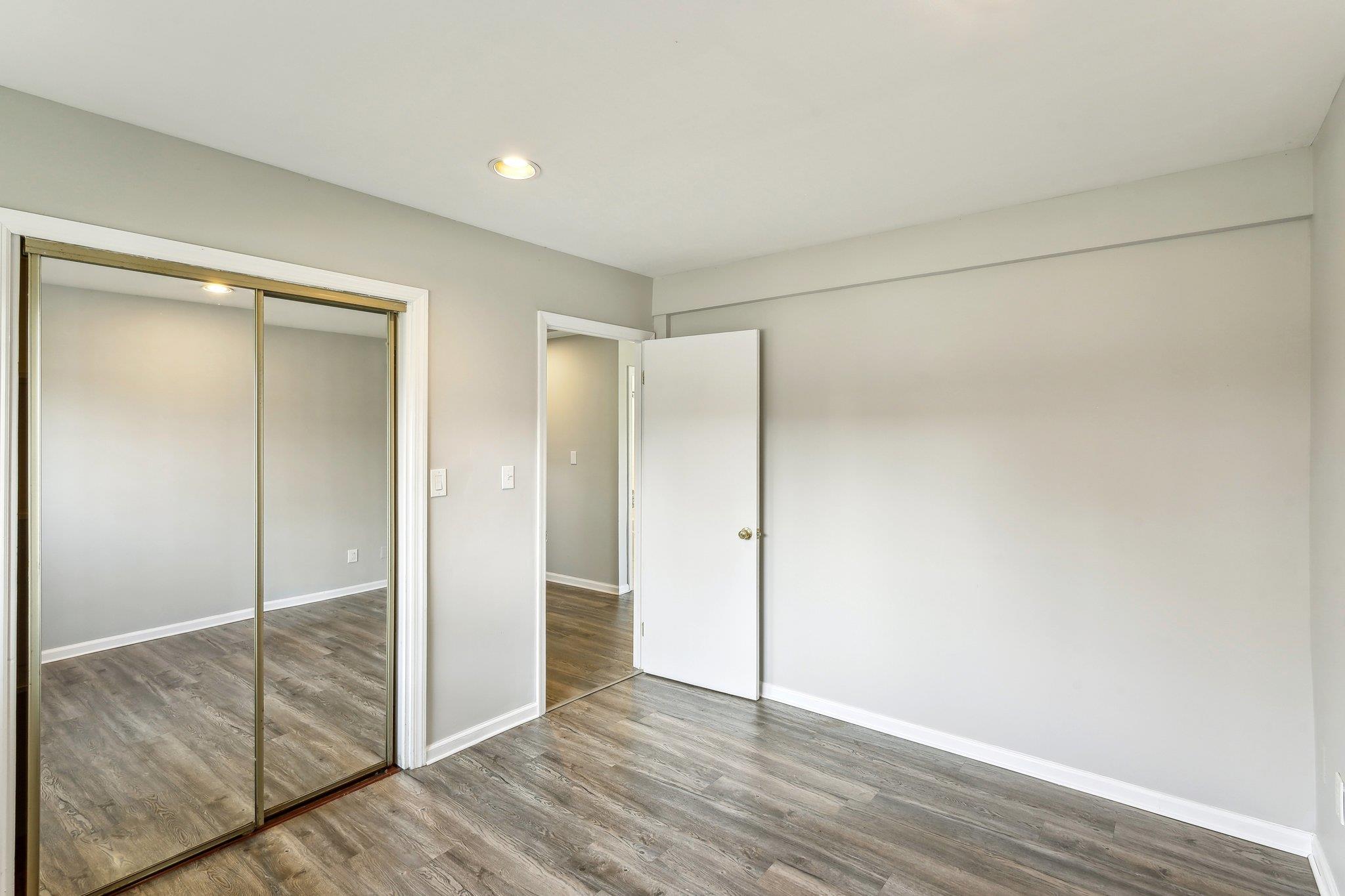 11 Dehan Street, Smithtown, New York image 28