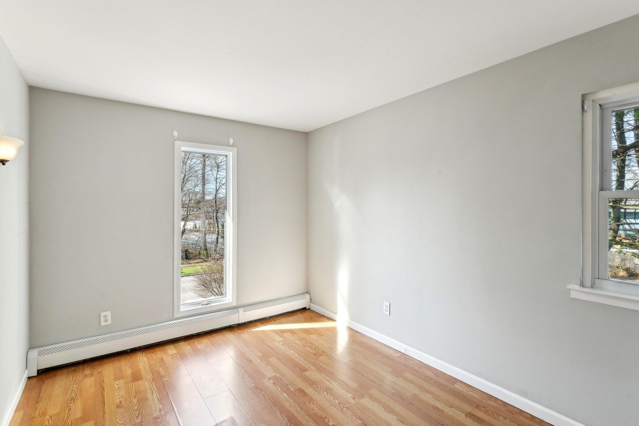 11 Dehan Street, Smithtown, New York image 14