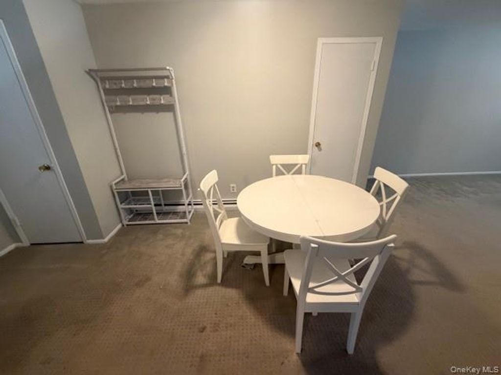 Photo of 12 Harbour Lane #4A, Oyster Bay, NY 11771 (MLS # 963700)