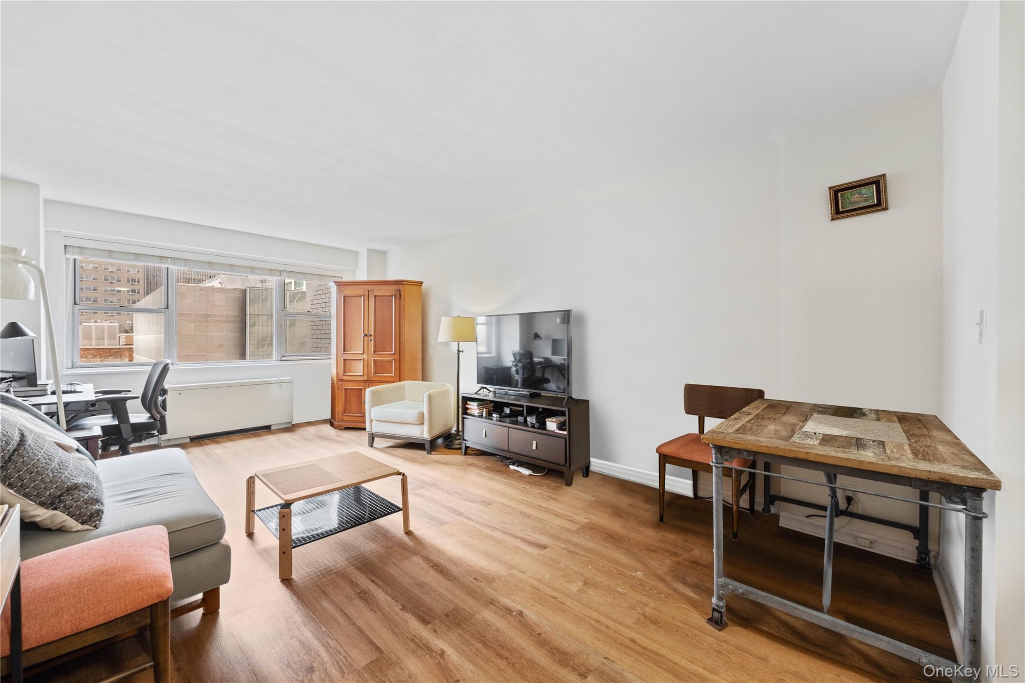 321 E 48th Street 9D