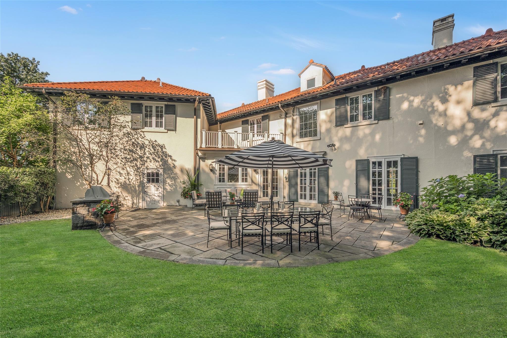 506 Highbrook Avenue, Pelham, New York image 4