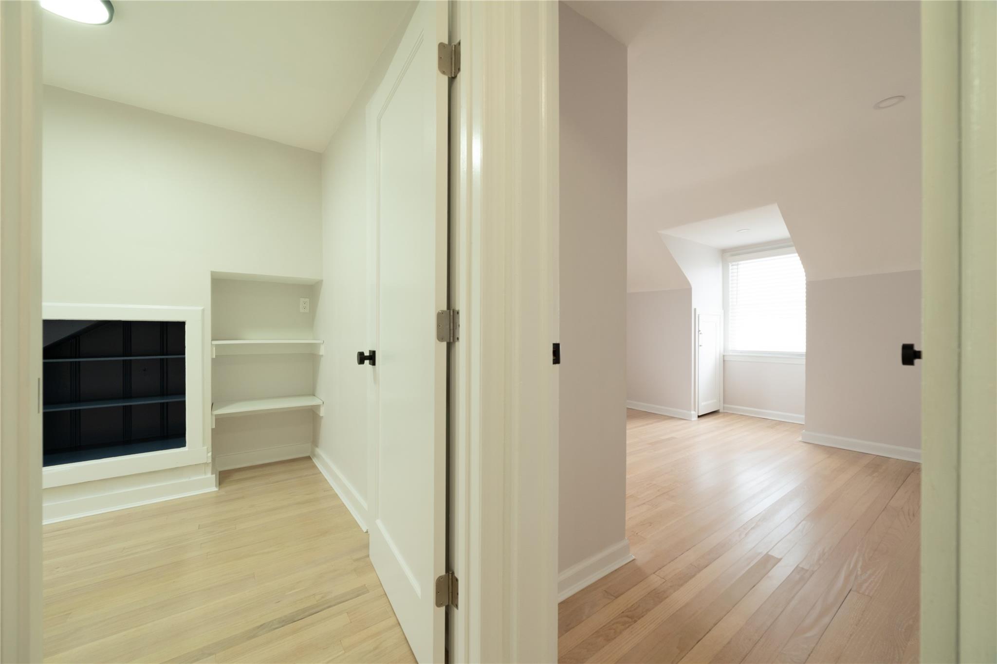 East Rockaway, New York 11518, United States, 2 Bedrooms Bedrooms, ,1 BathroomBathrooms,Residential,Active,21487