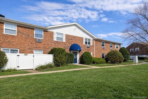 460 Old Town Road 24-O Port Jefferson Station NY 11776