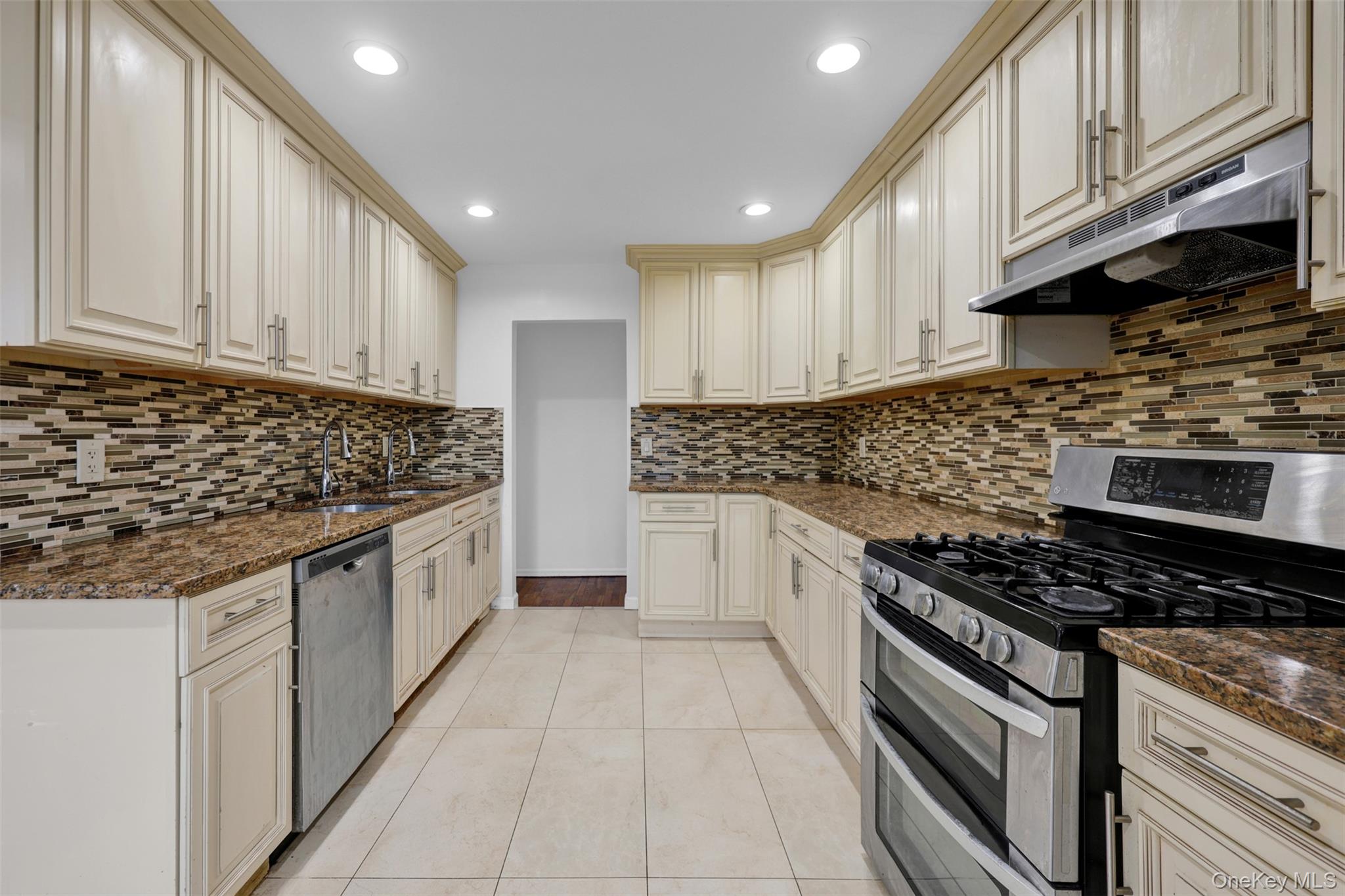 152 Kearsing Parkway F