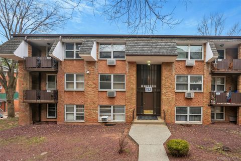 152 Kearsing Parkway F Monsey NY 10952
