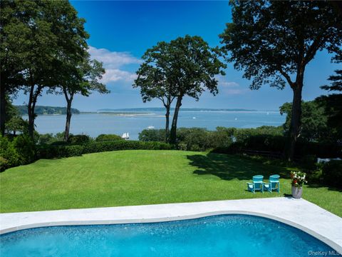14 Heather Lane Lloyd Harbor NY 11743