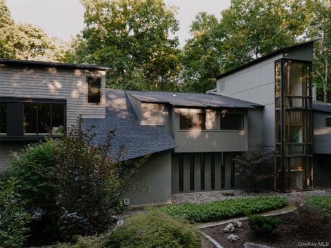 Tiny photo for 25 Willow Glen Road, Red Hook, NY 12571 (MLS # 1052121)