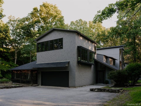 Tiny photo for 25 Willow Glen Road, Red Hook, NY 12571 (MLS # 1052121)