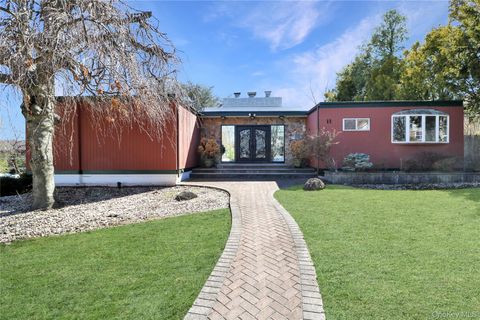 11 Valley View Road, Great Neck, NY 11021 - MLS#: 913408