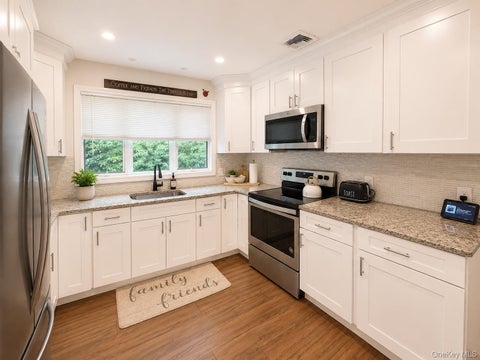 Homes For Sale - 87 Sally Lane<br/> Ridge, NY 11961