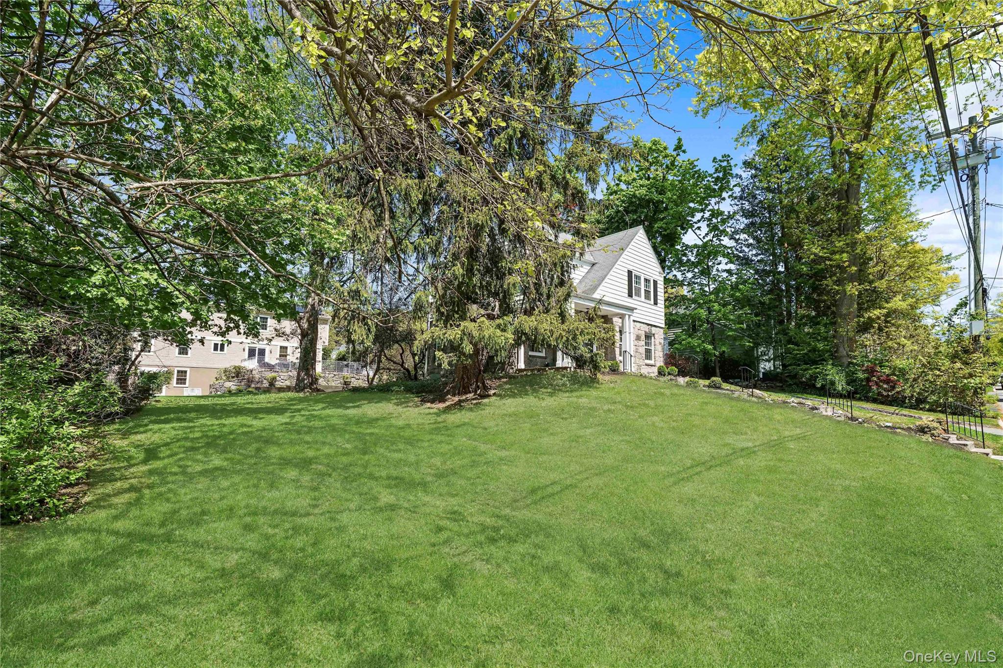 4 Abington Avenue