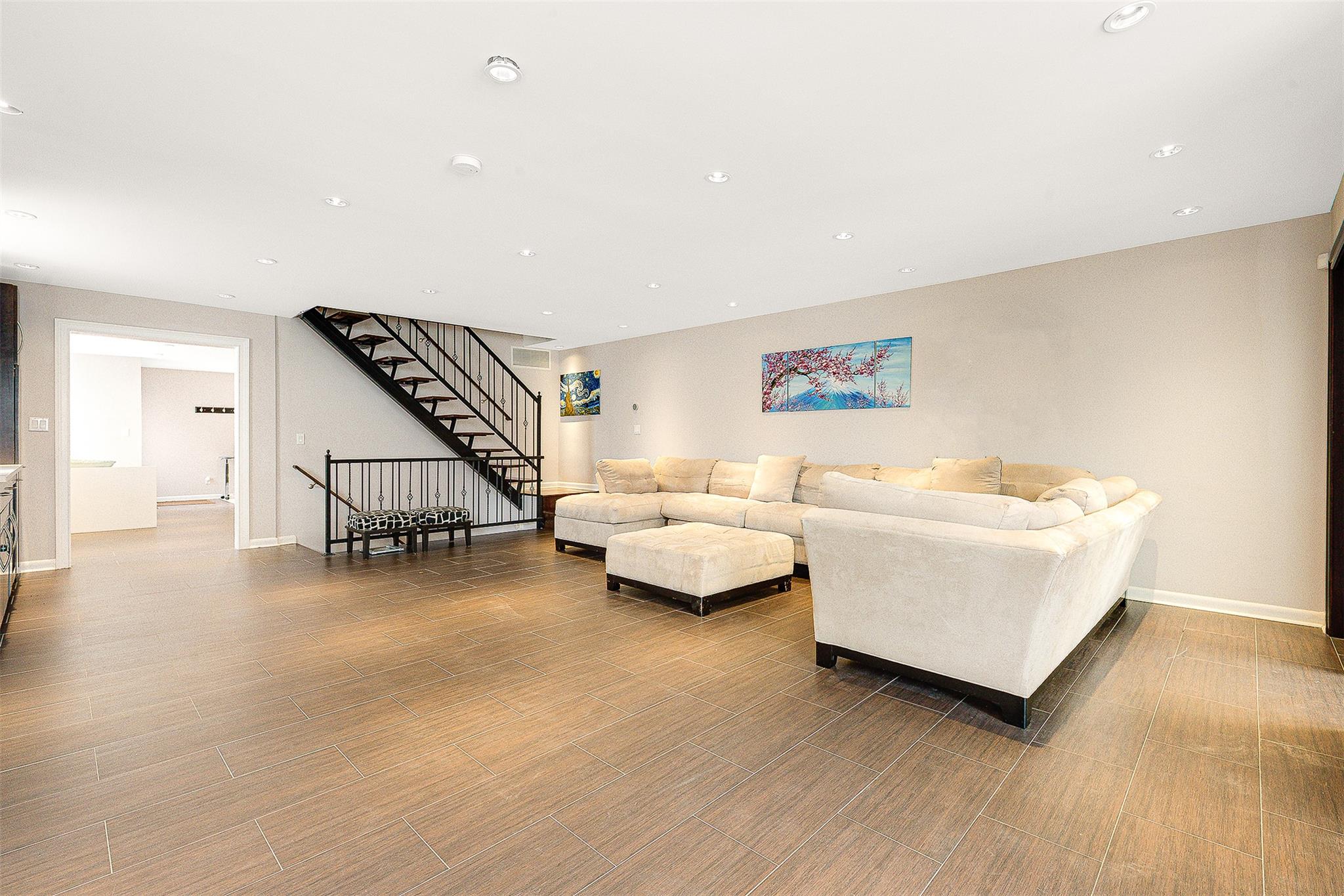 5810 83rd Place, Middle Village, New York image 5