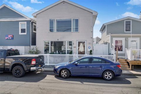 14 W 10th Road, Broad Channel, NY 11693 - #: 844700