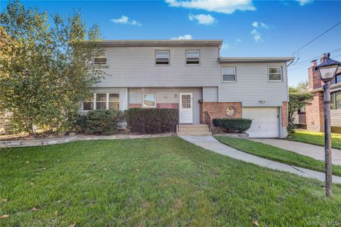 7 Park Circle Cedarhurst NY 11516
