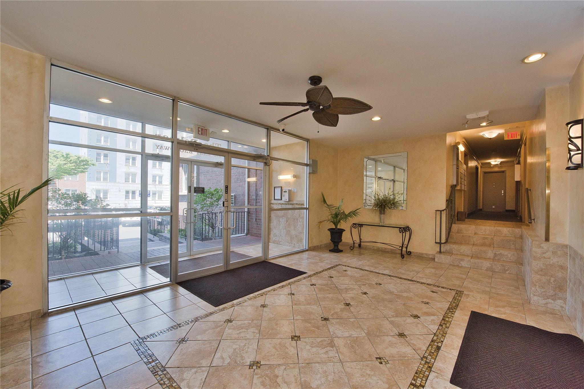 210 E Broadway #1L, Long Beach, New York image 2