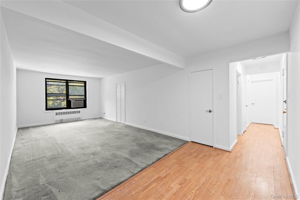 Photo of 84-01 Main Street #325, Briarwood, NY 11435 (MLS # 1052300)