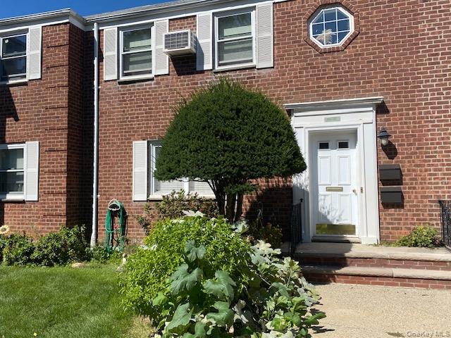 Photo of 260-45 73rd Avenue #A-1, Glen Oaks, NY 11004 (MLS # 1051325)