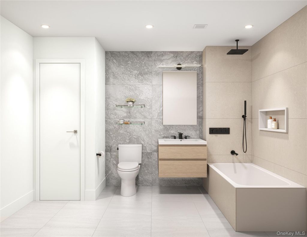 Photo of 138-18 Northern Boulevard #16B, Flushing, NY 11354 (MLS # 988592)