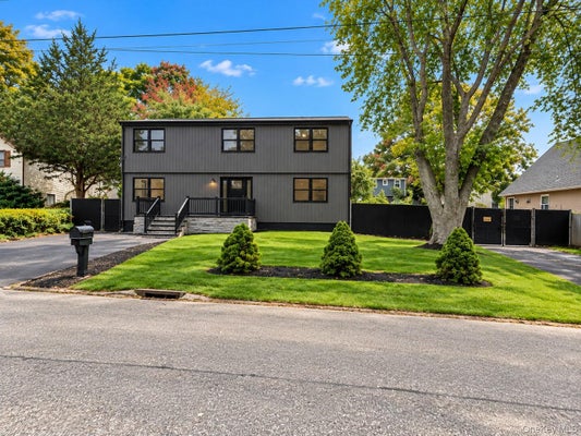 6 SPORTSMAN CT, SHIRLEY, NY 11967 - Image 74e0ceb715f6d760a0598bdfe45f212d/196756048