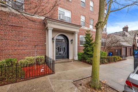 111-50 75th Road 1A Forest Hills NY 11375