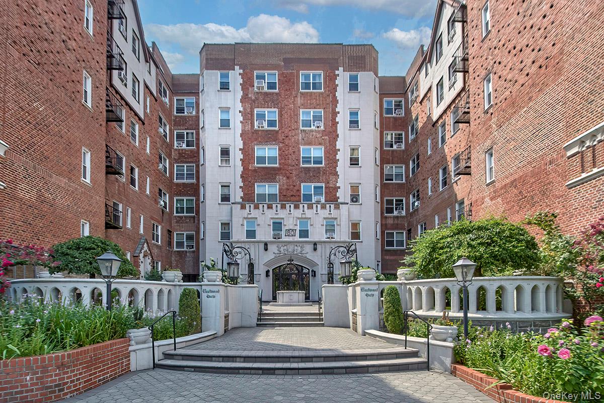 60 Broad Street W 2M