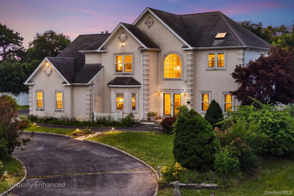 Photo of 51 Jordan Drive, Medford, NY 11763 (MLS # 1048249)