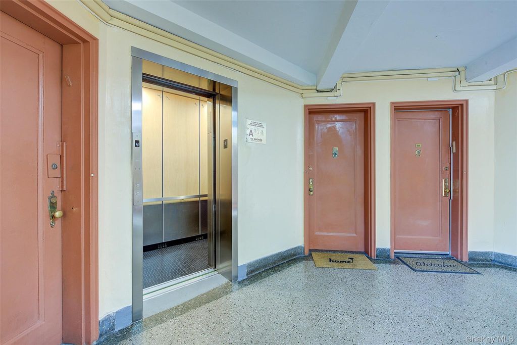 Photo of 65-35 108th St #D7, Forest Hills, NY 11375 (MLS # 951575)