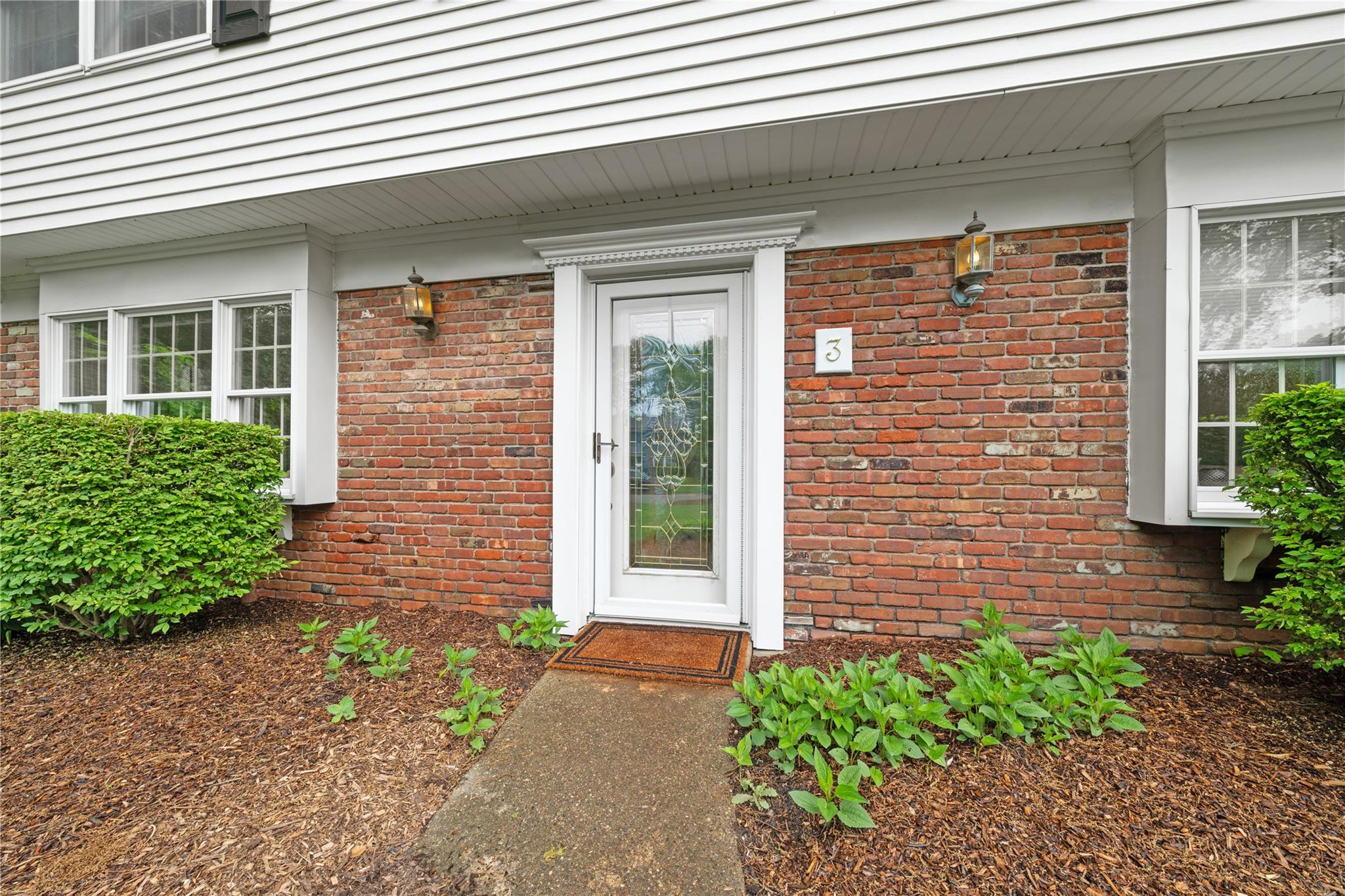 3 Sanford Lane, Stony Brook, New York image 3