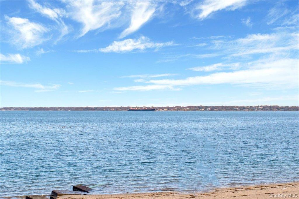 Photo of 1 Patricia Lane #403, Bronx, NY 10465 (MLS # 940533)