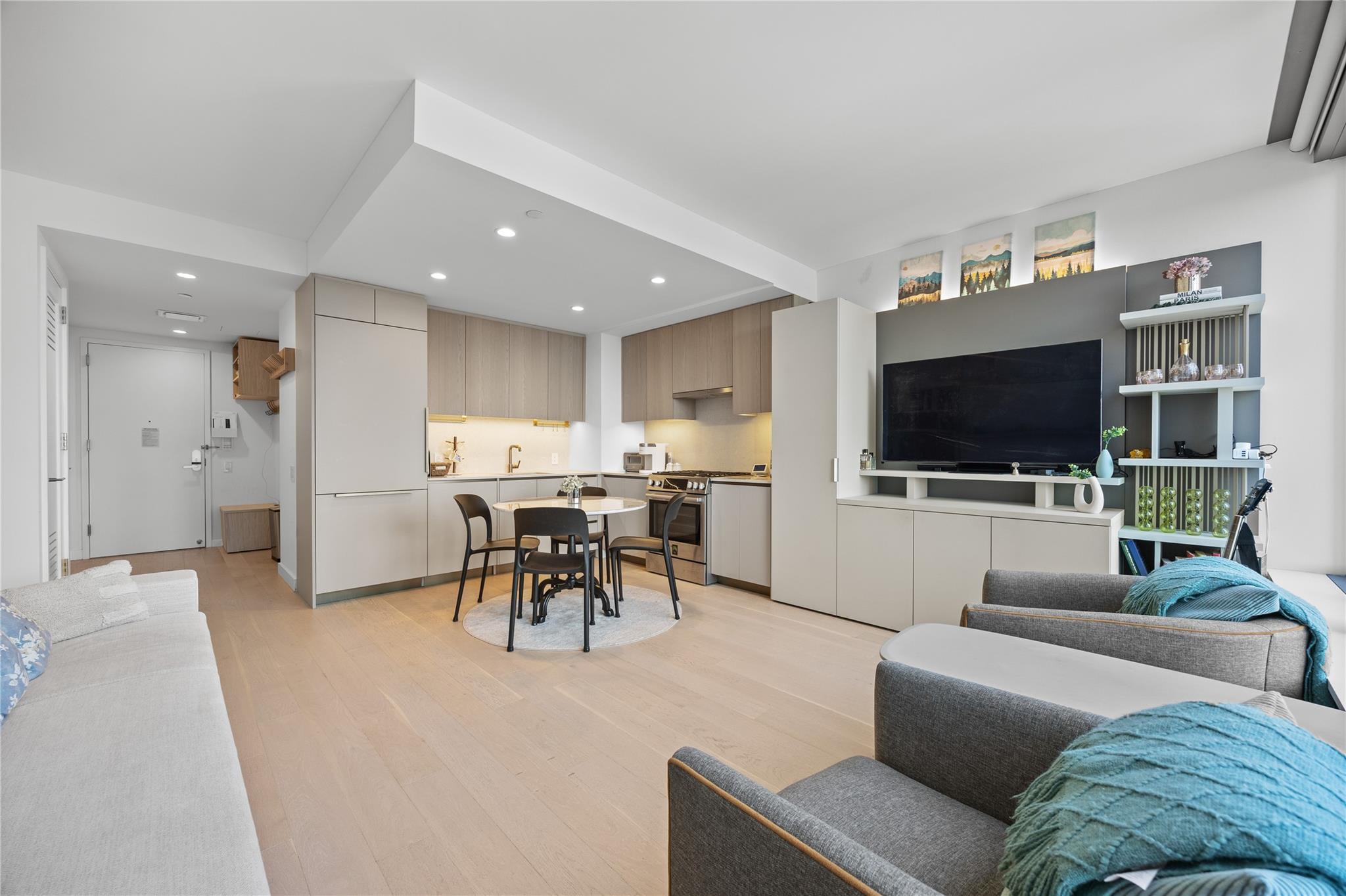 3 Court Square #3204, Long Island City, New York image 4