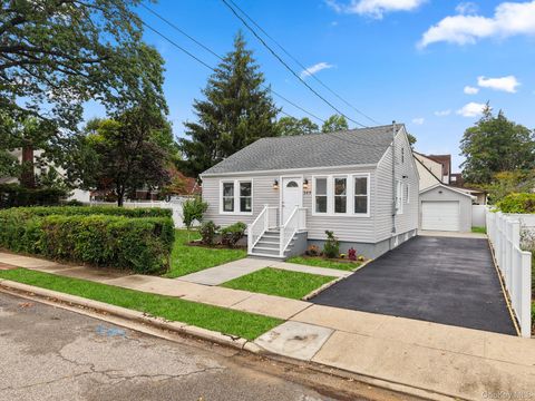 Photo of 549 Emerson Avenue, Baldwin, NY 11510 (MLS # 911683)