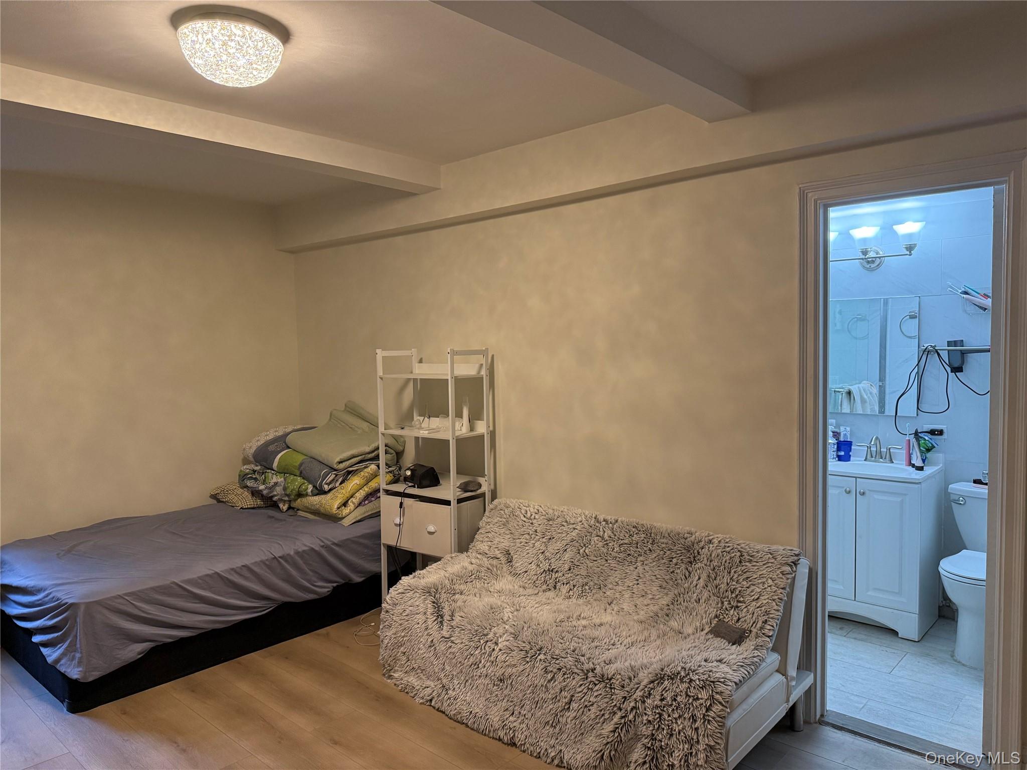 5 Tudor City Place 207