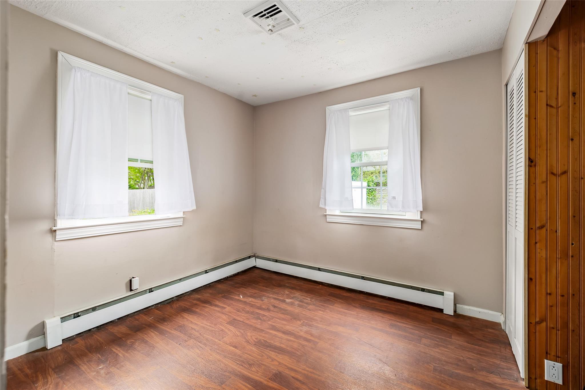 52 Robinwood Street, Mastic, New York image 14