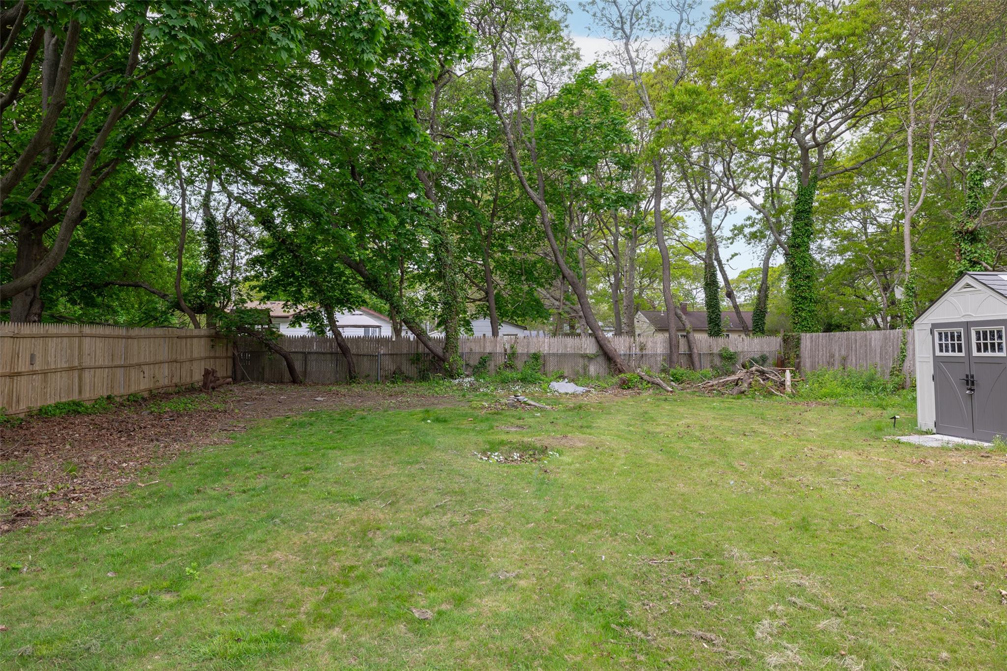 52 Robinwood Street, Mastic, New York image 19