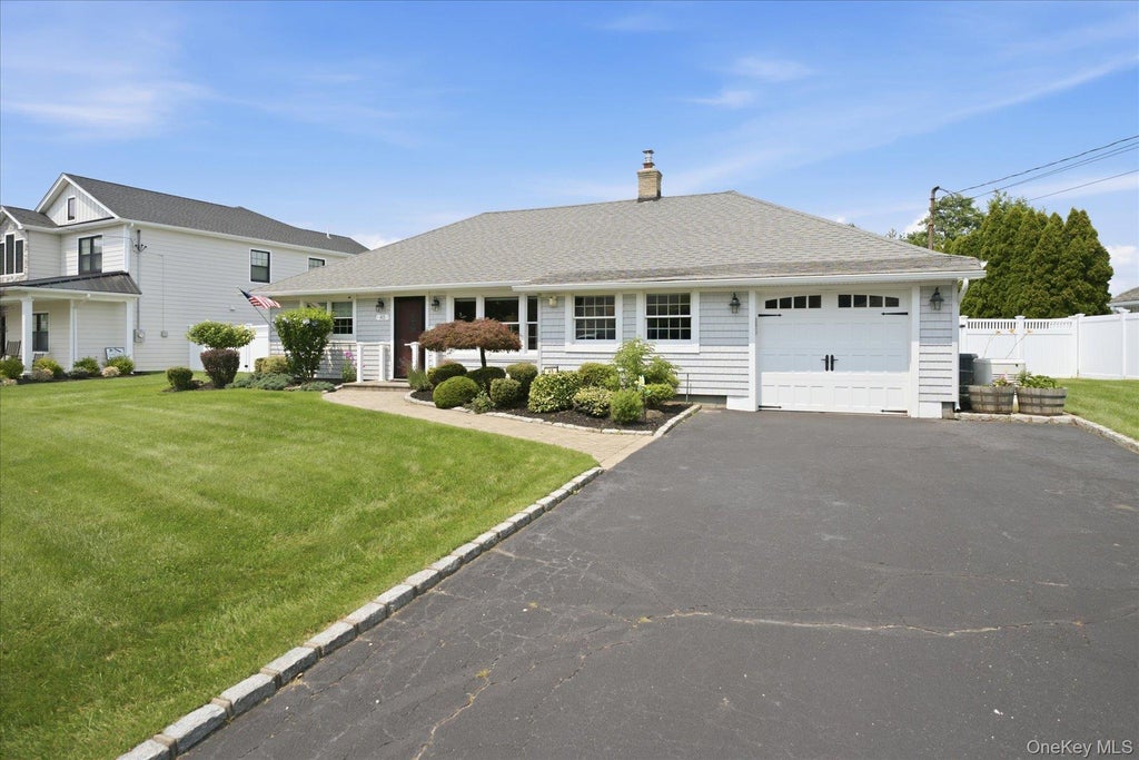 Photo of 45 Polo Road, Massapequa, NY 11758 (MLS # 1048170)