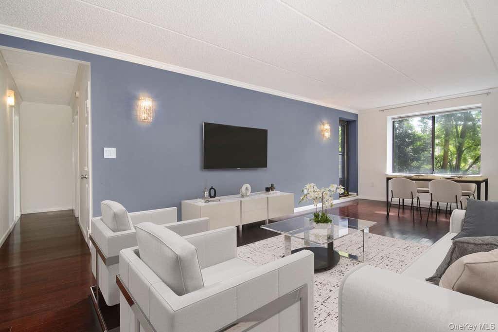 Photo of 50 Columbus Avenue #507, Tuckahoe, NY 10707 (MLS # 1030313)