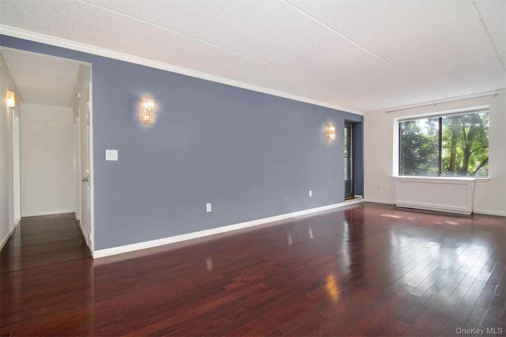 Photo of 50 Columbus Avenue #507, Tuckahoe, NY 10707 (MLS # 1030313)