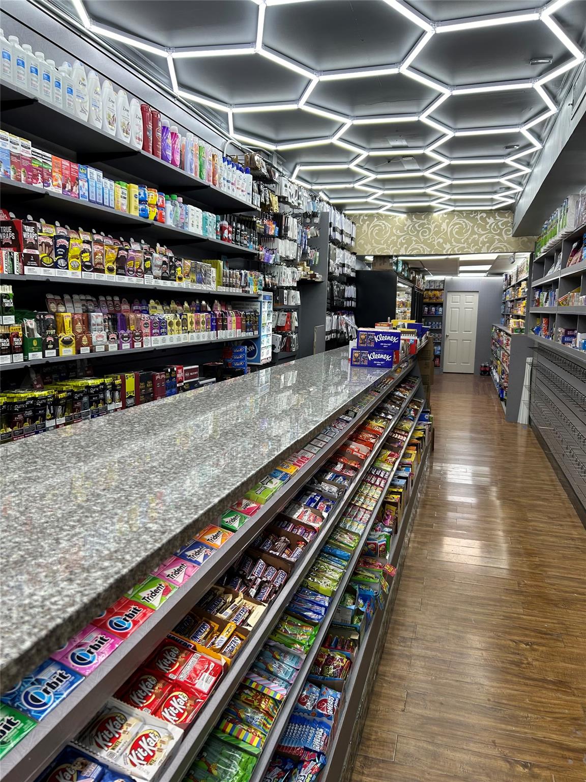 Amityville, New York 11701, United States, ,Residential,Active,27403